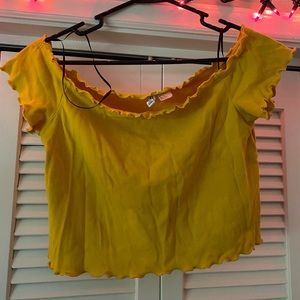 H&M Divided Off-shoulder Crop Top